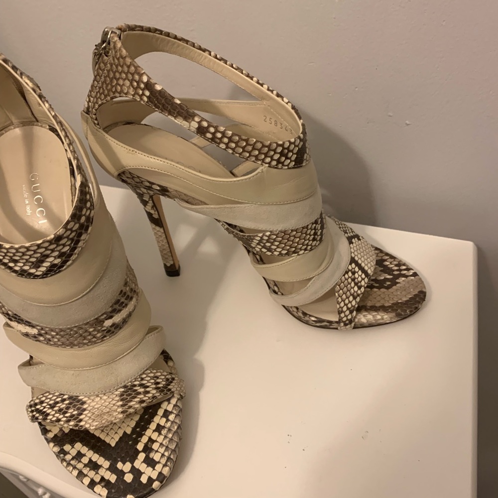 Gucci sandals